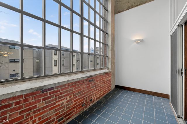 611 N Park Avenue 203, Indianapolis, IN 46204