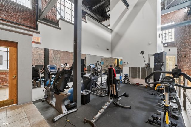 611 N Park Avenue 203, Indianapolis, IN 46204