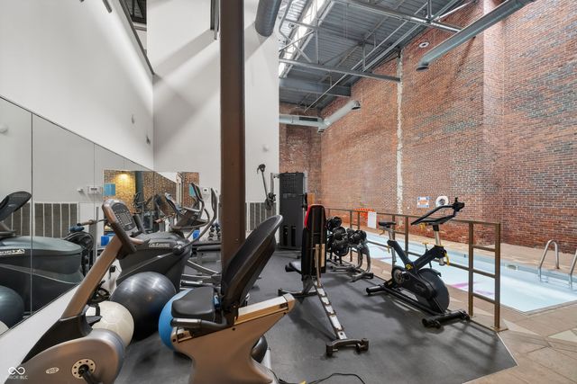 611 N Park Avenue 203, Indianapolis, IN 46204