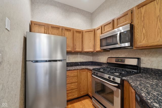 611 N Park Avenue 203, Indianapolis, IN 46204