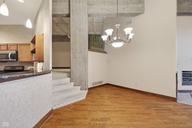 611 N Park Avenue 203, Indianapolis, IN 46204