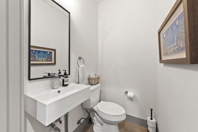 249 E Greenwood Avenue, Columbus, OH 43201