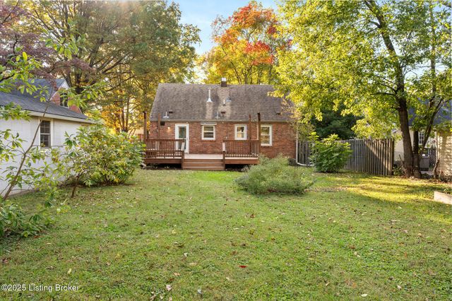 2833 Yorkshire Blvd, Louisville, KY 40220