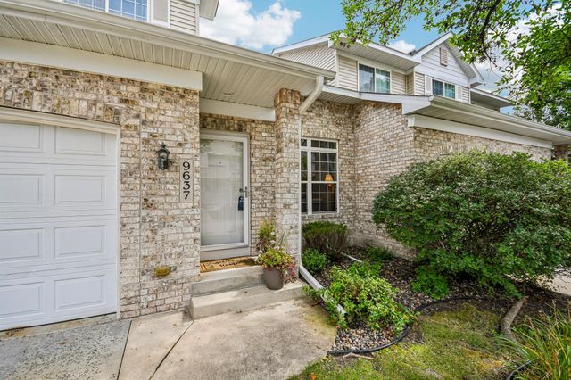 9637 Belmont Lane, Eden Prairie, MN 55347