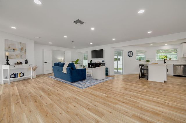 60 KIPLING PLAZA, Clearwater Beach, FL 33767