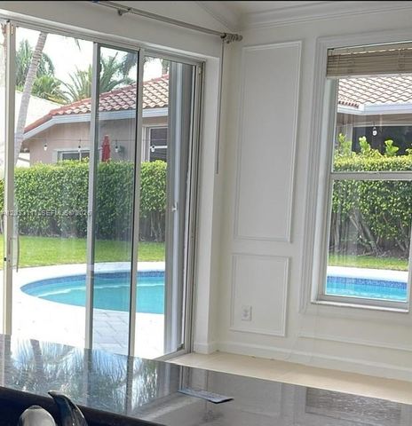 28 NW 108th Way 0, Plantation, FL 33324