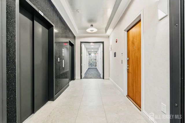 1 Spring Street 2204, New Brunswick, NJ 08901