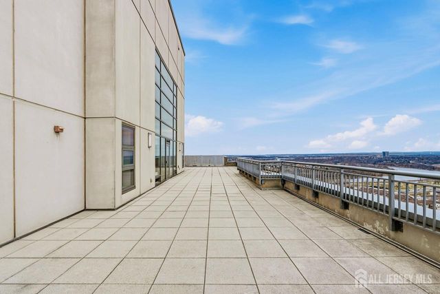 1 Spring Street 2204, New Brunswick, NJ 08901