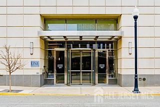 1 Spring Street 2204, New Brunswick, NJ 08901