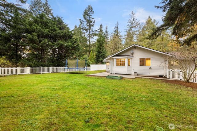 37099 Cypress Drive NE, Hansville, WA 98340