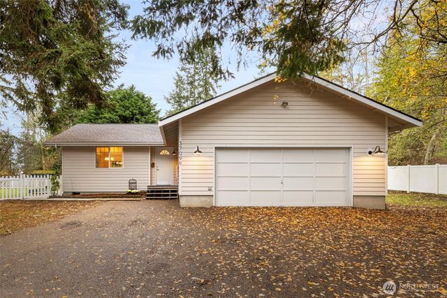 37099 Cypress Drive NE, Hansville, WA 98340