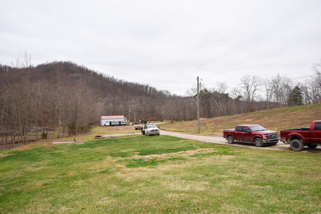 523 May Hollow Road, Tollesboro, KY 41189