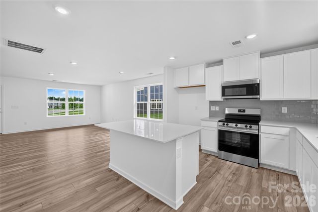 1631 Cottage Creek Drive 55, Bessemer City, NC 28016