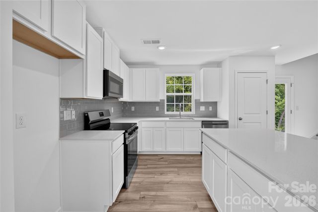 1631 Cottage Creek Drive 55, Bessemer City, NC 28016