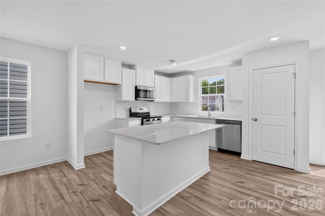 1631 Cottage Creek Drive 55, Bessemer City, NC 28016