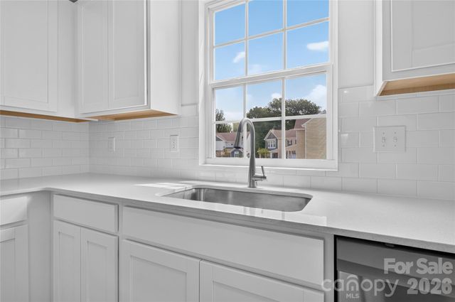 1631 Cottage Creek Drive 55, Bessemer City, NC 28016