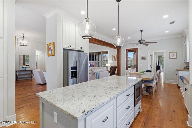 102 Camden Lake Drive, Madison, MS 39110