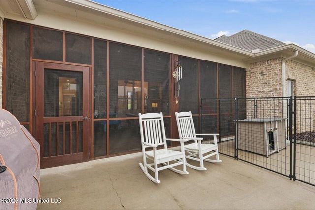 102 Camden Lake Drive, Madison, MS 39110