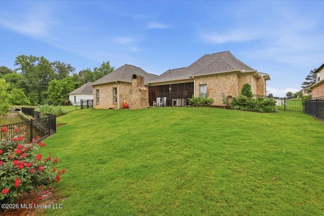 102 Camden Lake Drive, Madison, MS 39110