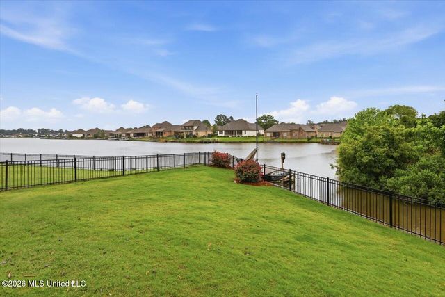 102 Camden Lake Drive, Madison, MS 39110