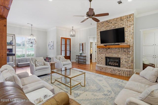 102 Camden Lake Drive, Madison, MS 39110