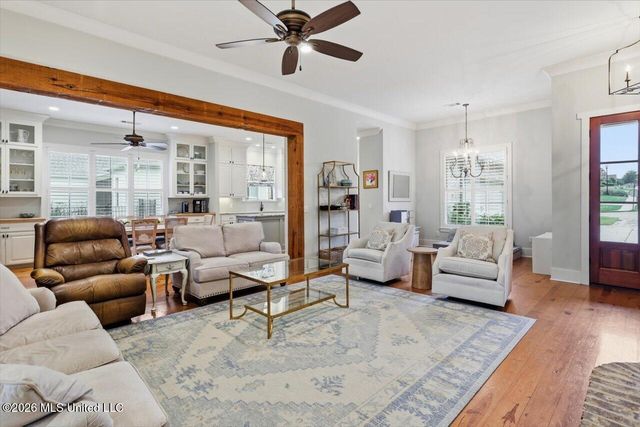 102 Camden Lake Drive, Madison, MS 39110