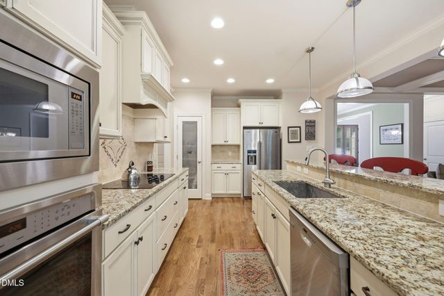 4821 Sweet Chestnut Lane, Raleigh, NC 27610