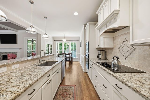 4821 Sweet Chestnut Lane, Raleigh, NC 27610