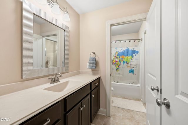 4821 Sweet Chestnut Lane, Raleigh, NC 27610