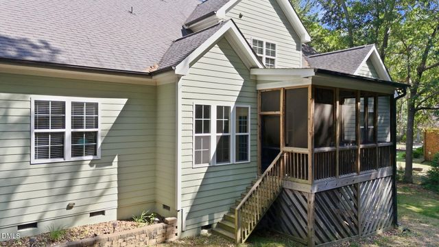 4821 Sweet Chestnut Lane, Raleigh, NC 27610