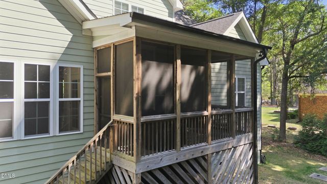 4821 Sweet Chestnut Lane, Raleigh, NC 27610
