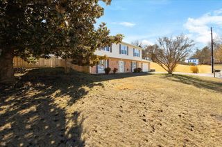 3650 Kentland DR, Roanoke, VA 24018