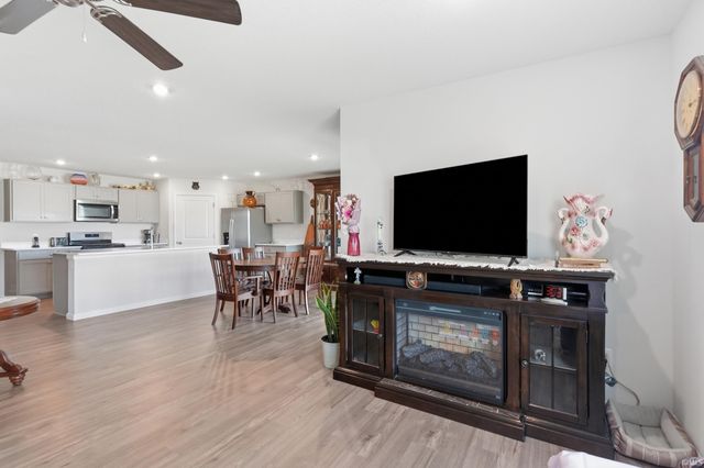 798 Chellberge Pass, New Haven, IN 46774