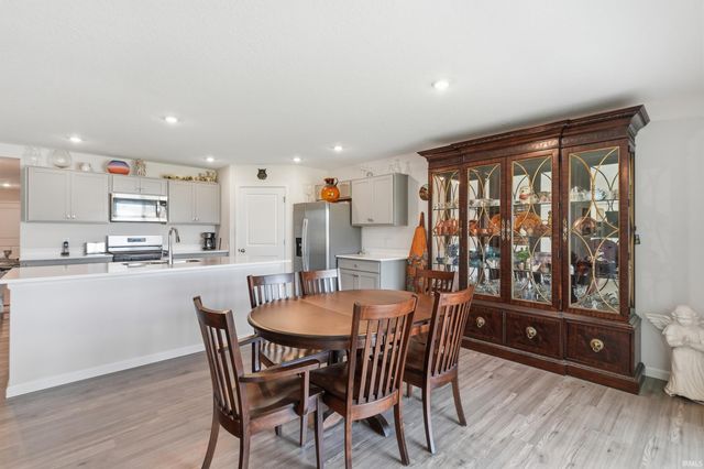 798 Chellberge Pass, New Haven, IN 46774