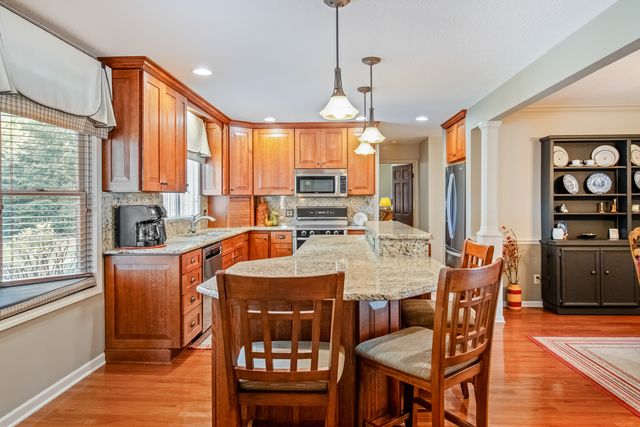 404 E Grand Drive, Bourbonnais, IL 60914