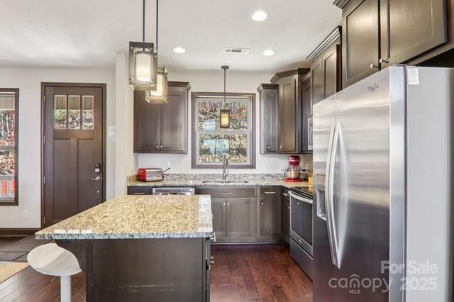 242 Crossview Drive, Bryson City, NC 28713