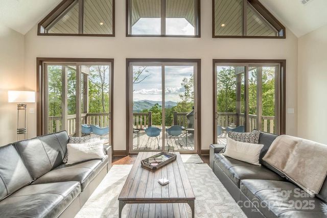 242 Crossview Drive, Bryson City, NC 28713