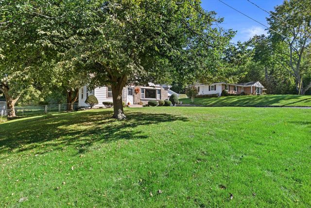 6523 347th AVENUE, Burlington, WI 53105