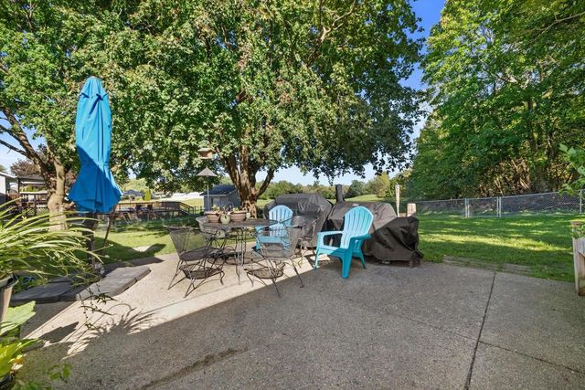 6523 347th AVENUE, Burlington, WI 53105