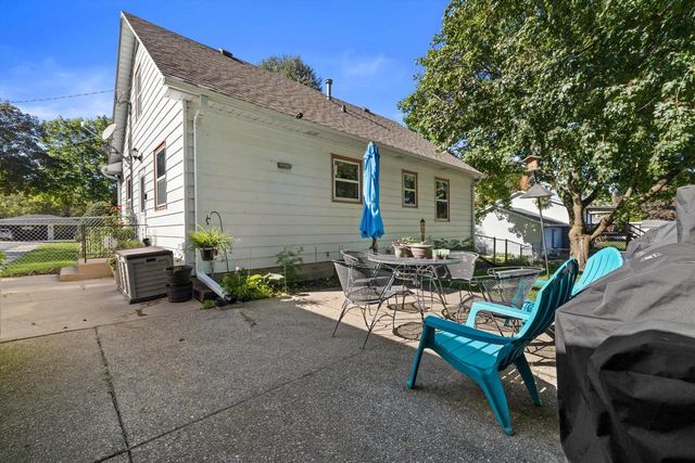 6523 347th AVENUE, Burlington, WI 53105