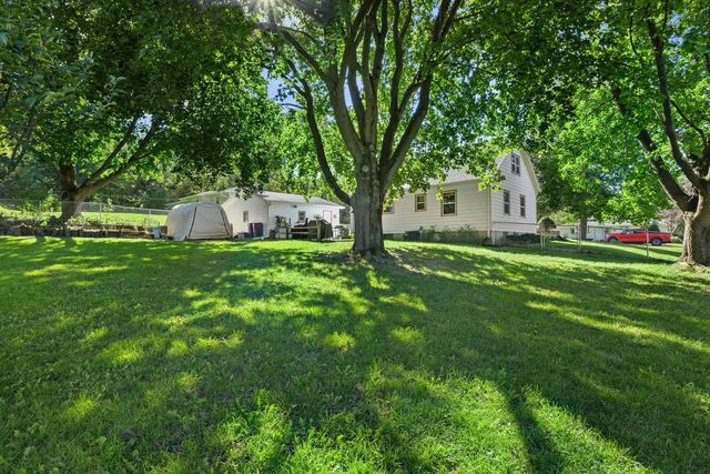 6523 347th AVENUE, Burlington, WI 53105