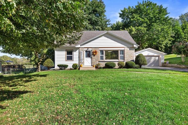 6523 347th AVENUE, Burlington, WI 53105