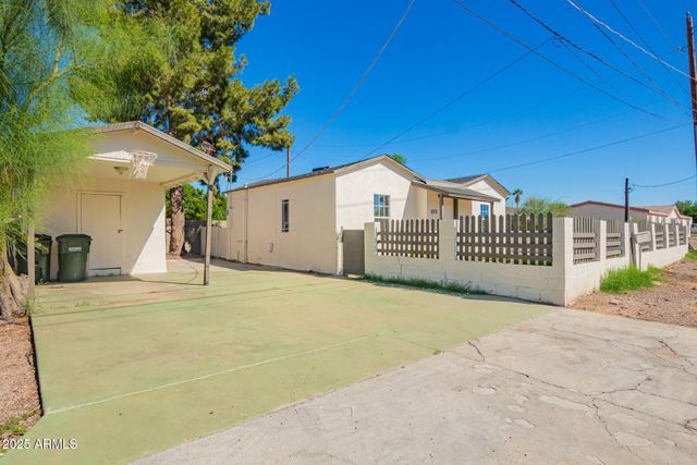 1010 E CHIPMAN Road, Phoenix, AZ 85040