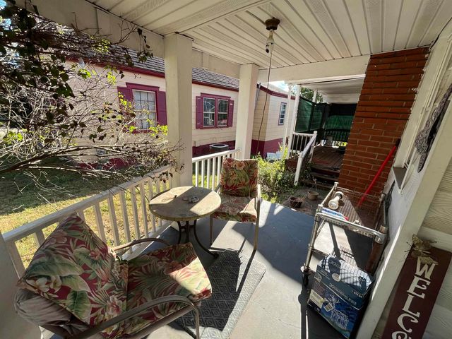 514 Lane Street, Ironton, OH 45638
