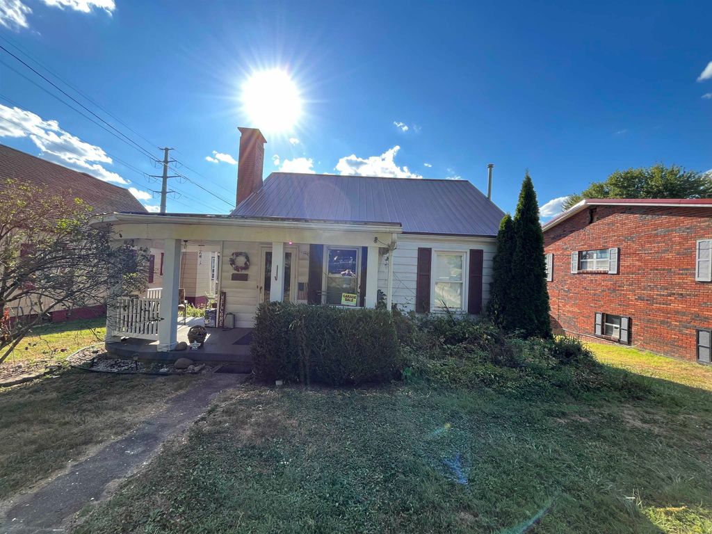 514 Lane Street, Ironton, OH 45638