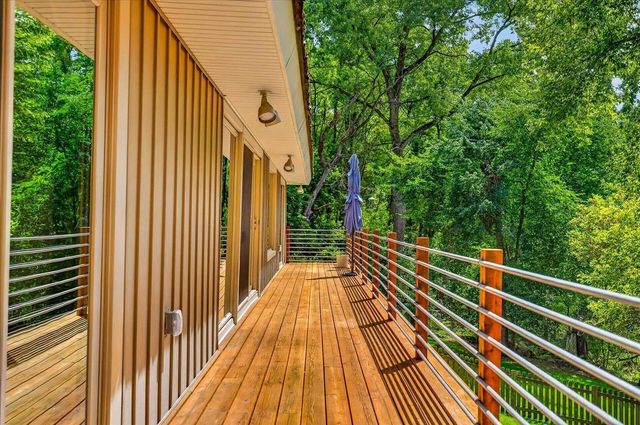 7116 Applewood Drive, Madison, WI 53719