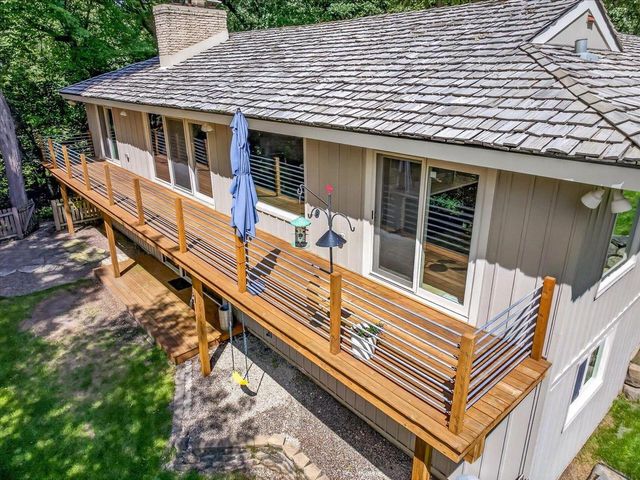 7116 Applewood Drive, Madison, WI 53719