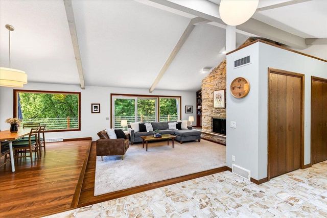 7116 Applewood Drive, Madison, WI 53719