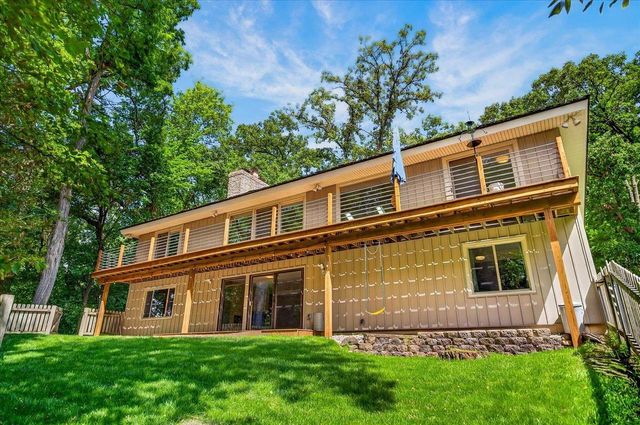 7116 Applewood Drive, Madison, WI 53719
