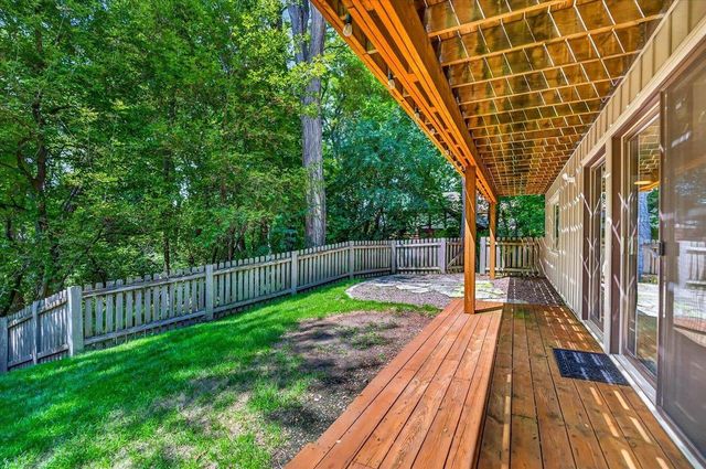 7116 Applewood Drive, Madison, WI 53719